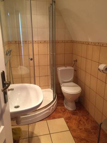 Фото номера Коттедж с 6 спальнями Дома для отпуска A&amp;R Brzozowa 5 г. Ровы 21